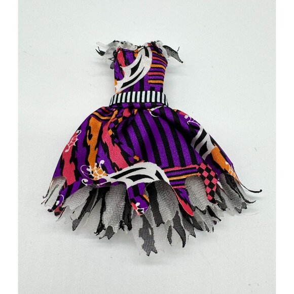 Monster High Doll Toralei Stripe Freak du Chic Dress & Umbrella Top - Picture 2 of 4
